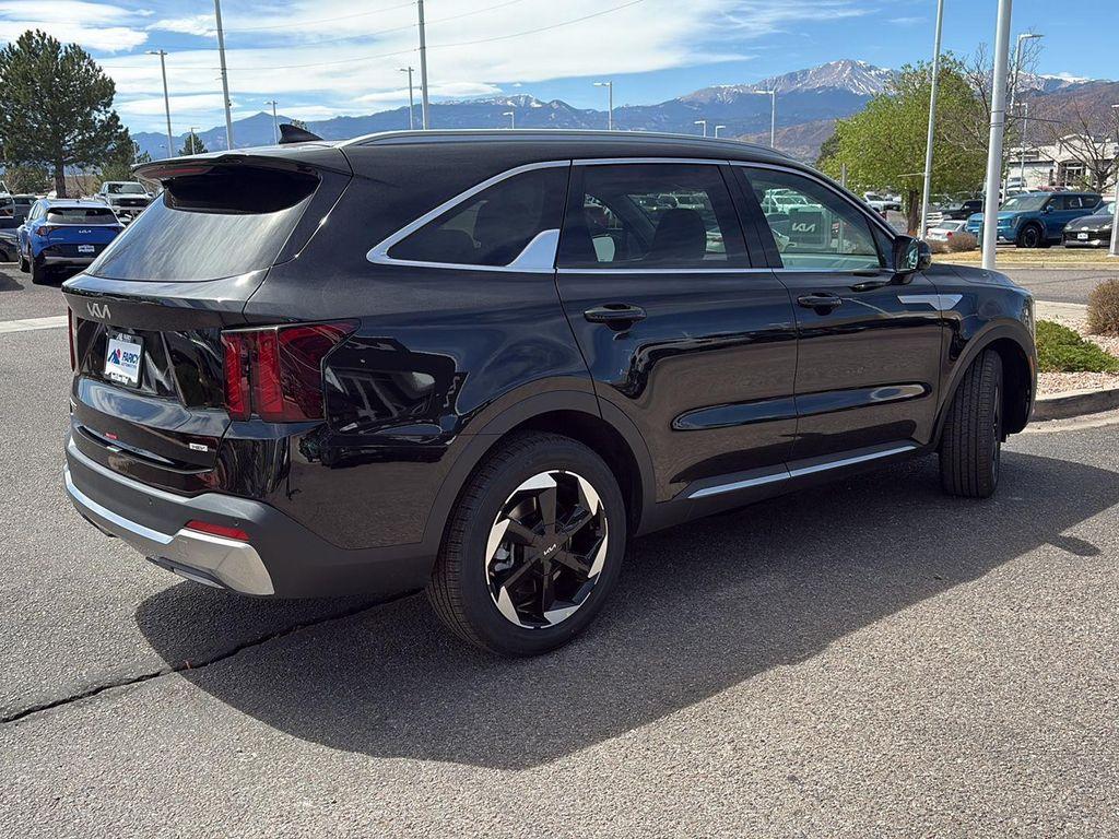 new 2026 Kia Sorento Hybrid car, priced at $39,995