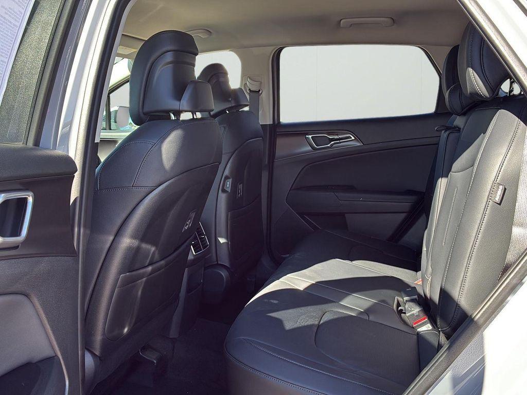 new 2027 Kia Sportage Hybrid car, priced at $35,300