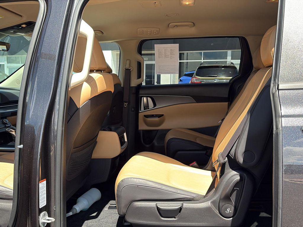 used 2024 Kia Carnival car, priced at $30,495
