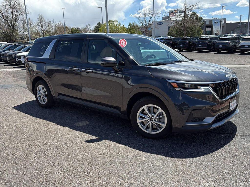 used 2024 Kia Carnival car, priced at $30,495