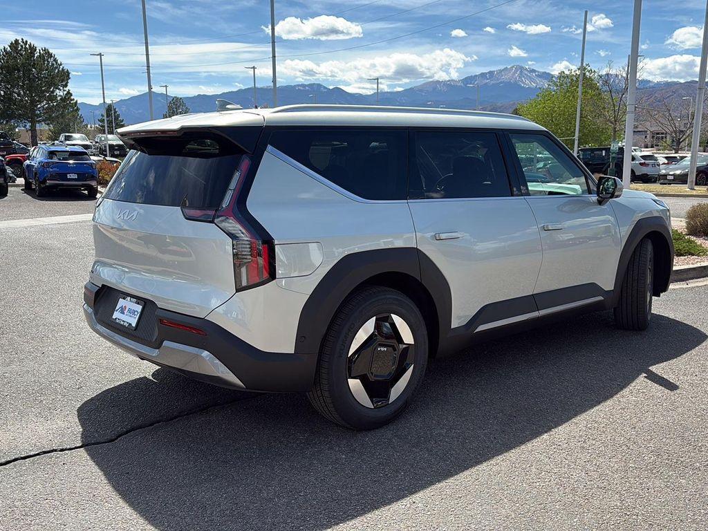 new 2026 Kia EV9 car, priced at $61,995
