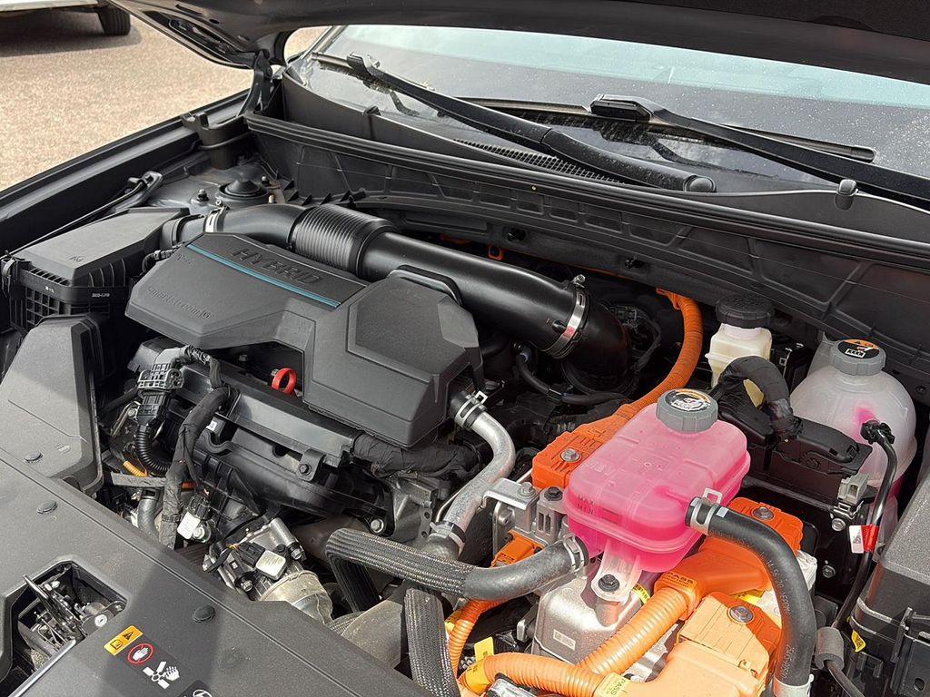 used 2025 Hyundai TUCSON Hybrid car, priced at $33,995