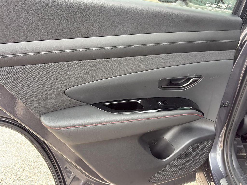 used 2025 Hyundai TUCSON Hybrid car, priced at $33,995