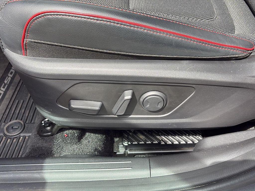 used 2025 Hyundai TUCSON Hybrid car, priced at $33,995