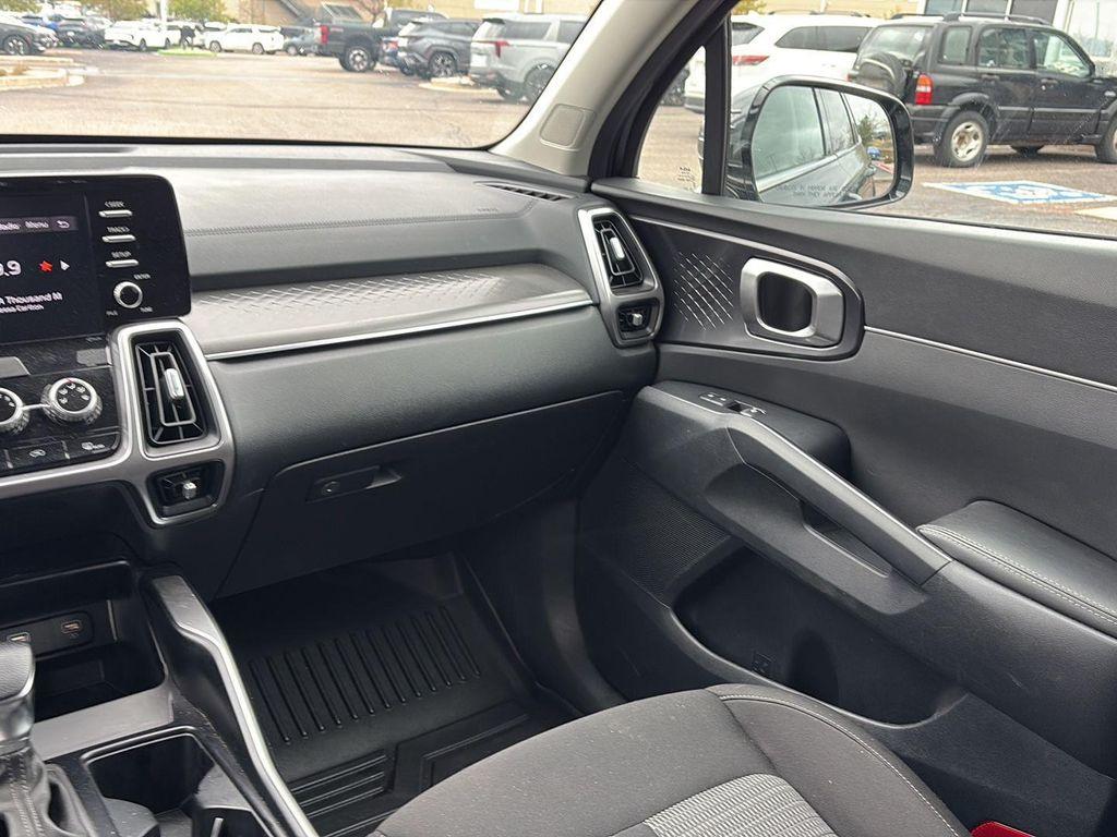 used 2022 Kia Sorento car, priced at $17,595