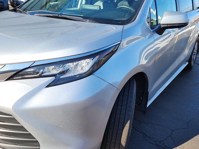 used 2023 Toyota Sienna car, priced at $30,574