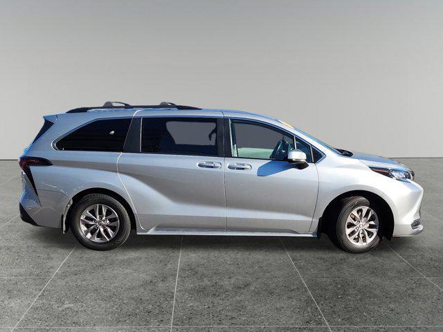 used 2023 Toyota Sienna car, priced at $30,574