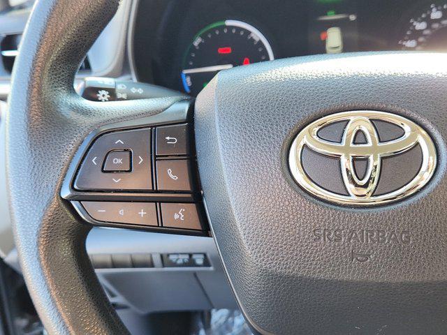 used 2023 Toyota Sienna car, priced at $30,574
