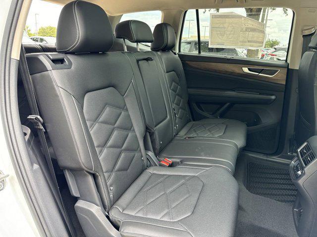 new 2026 Volkswagen Atlas car, priced at $44,622