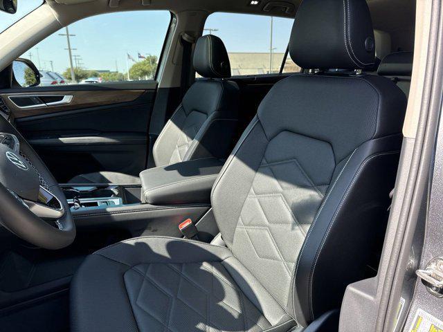 new 2026 Volkswagen Atlas car, priced at $44,110