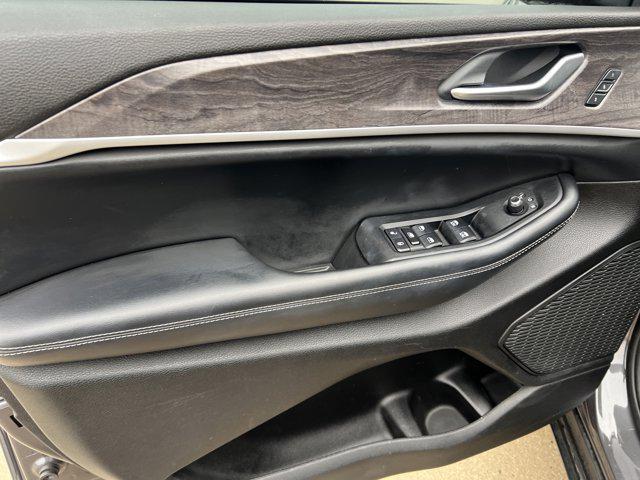 used 2023 Jeep Grand Cherokee L car, priced at $31,771