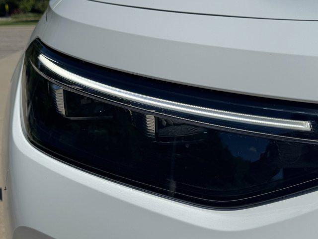 new 2026 Volkswagen Tiguan car, priced at $33,181