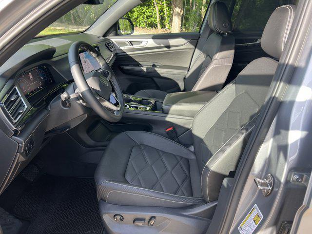 used 2025 Volkswagen Atlas Cross Sport car, priced at $37,991