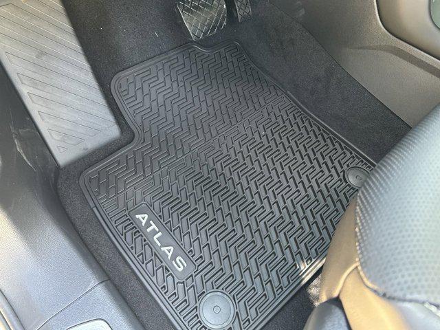 new 2026 Volkswagen Atlas car, priced at $44,220