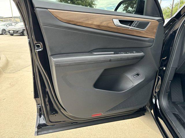 new 2026 Volkswagen Atlas car, priced at $43,673