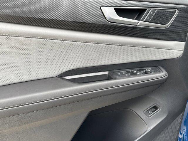 new 2026 Volkswagen Atlas Cross Sport car, priced at $45,672