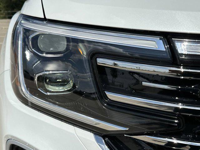 new 2026 Volkswagen Atlas car, priced at $48,773