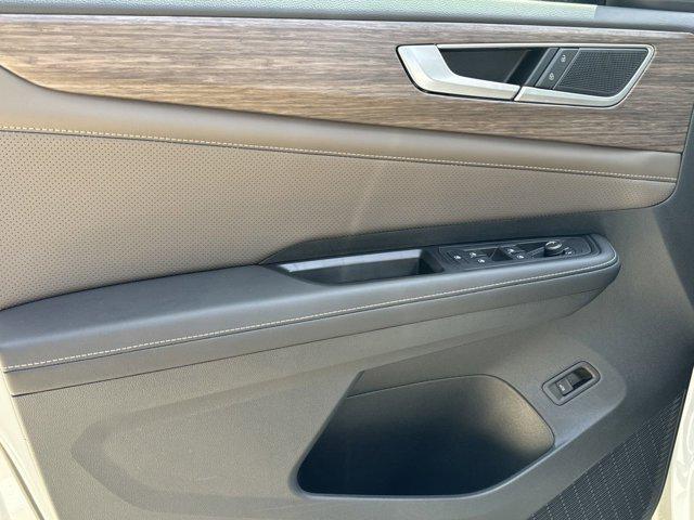 new 2026 Volkswagen Atlas car, priced at $48,773