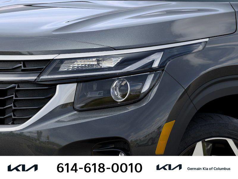 new 2026 Kia Seltos car, priced at $27,435