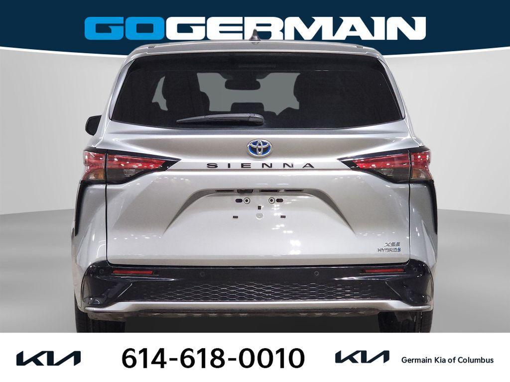 used 2021 Toyota Sienna car, priced at $37,333
