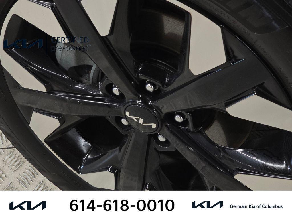 used 2024 Kia Sportage Plug-In Hybrid car, priced at $31,410