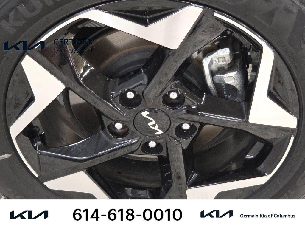 used 2024 Kia Seltos car, priced at $24,333