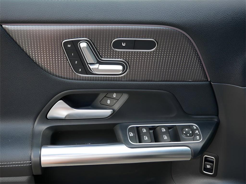 used 2022 Mercedes-Benz GLA 250 car, priced at $23,744