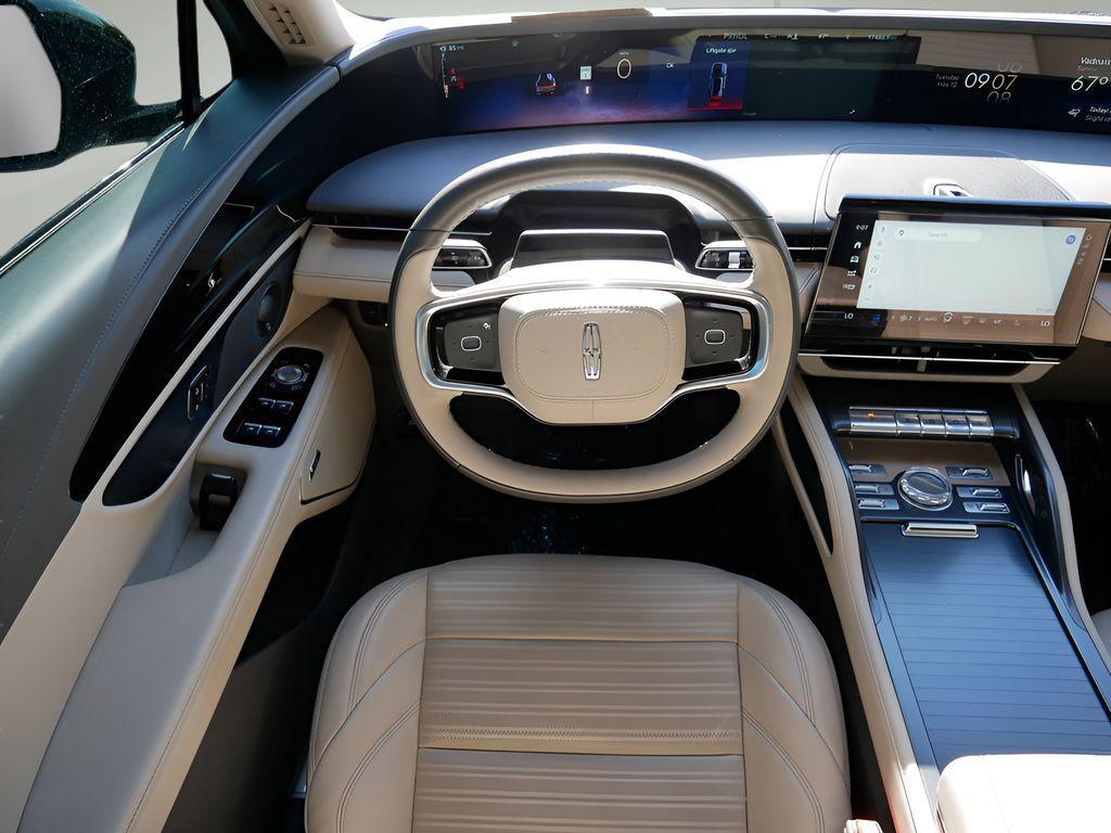 used 2024 Lincoln Nautilus car, priced at $52,145