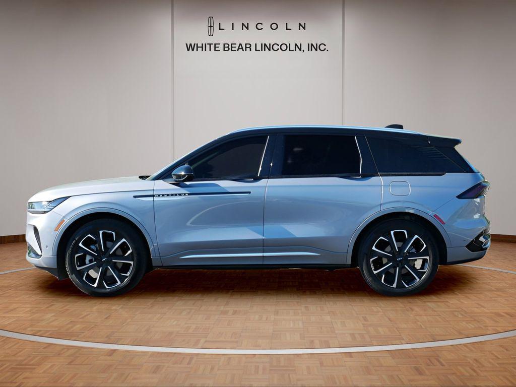 used 2024 Lincoln Nautilus car, priced at $52,145