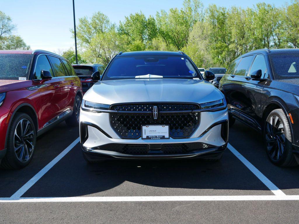 used 2025 Lincoln Nautilus car, priced at $65,345