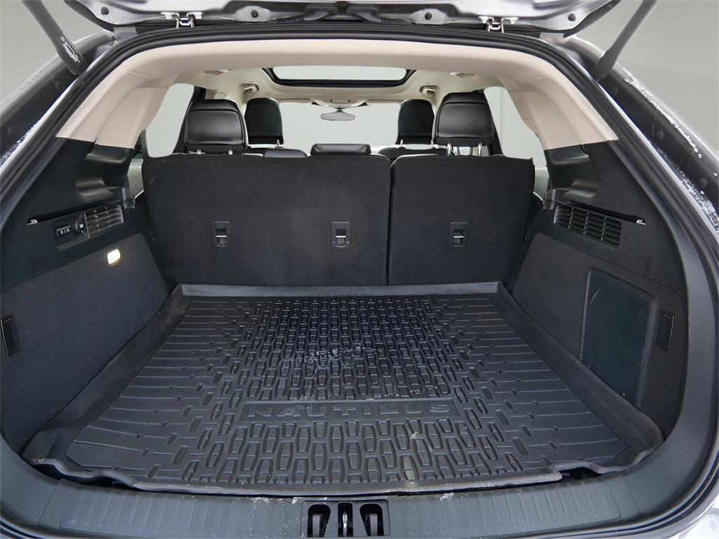 used 2021 Lincoln Nautilus car, priced at $24,995