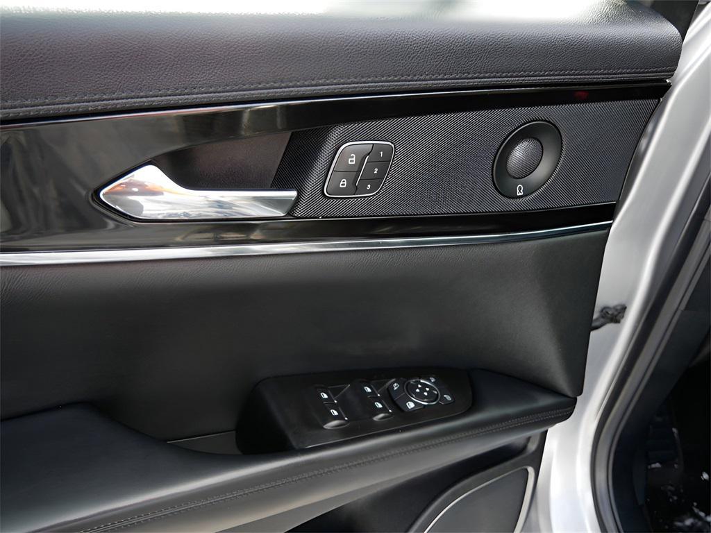 used 2021 Lincoln Nautilus car, priced at $24,995