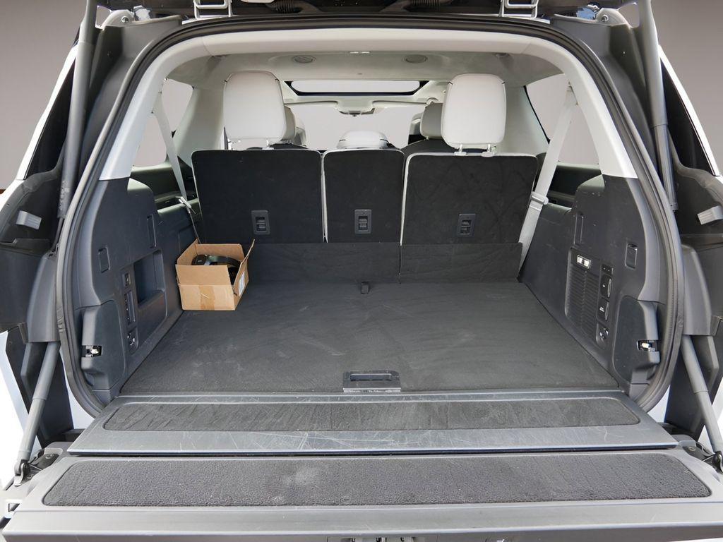 used 2025 Lincoln Navigator car, priced at $103,345