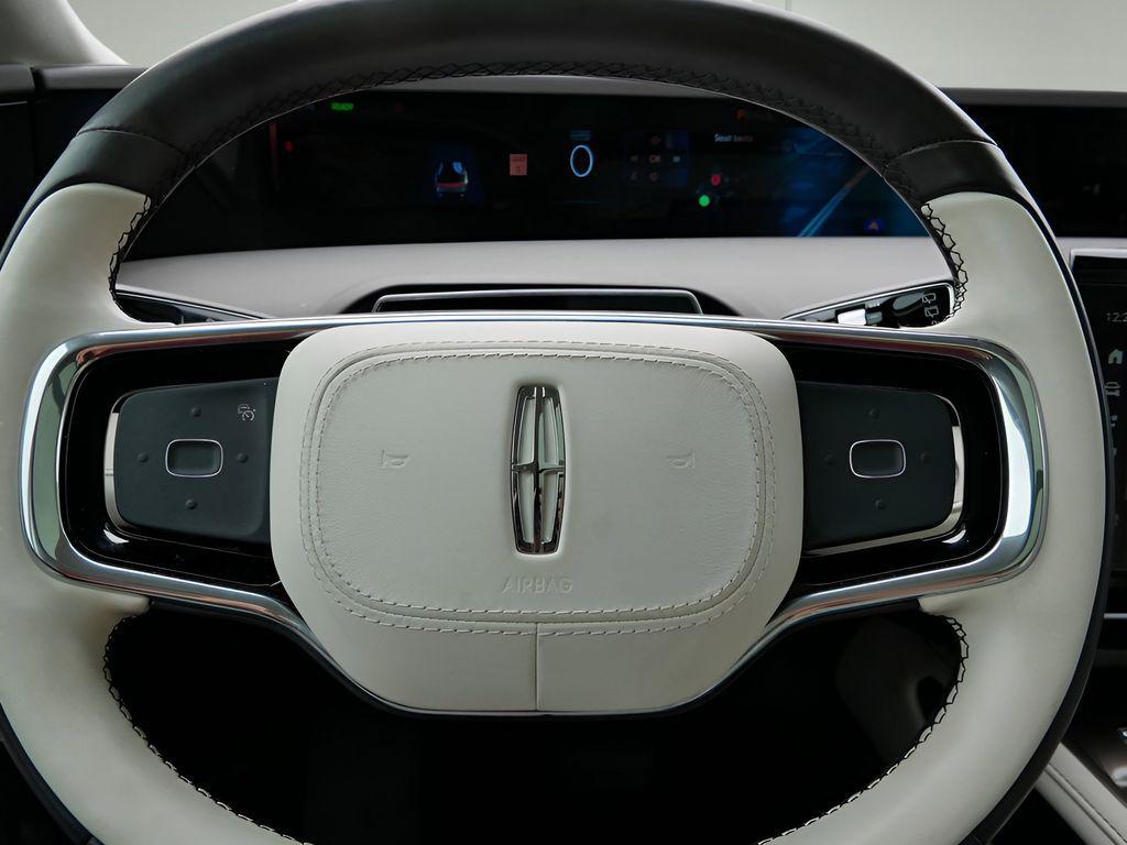 used 2024 Lincoln Nautilus car, priced at $58,690