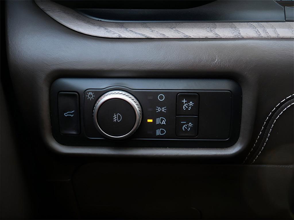 used 2020 Ford Explorer car, priced at $24,900