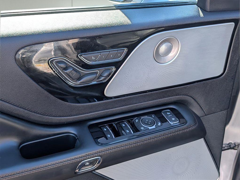 used 2021 Lincoln Aviator car, priced at $48,345