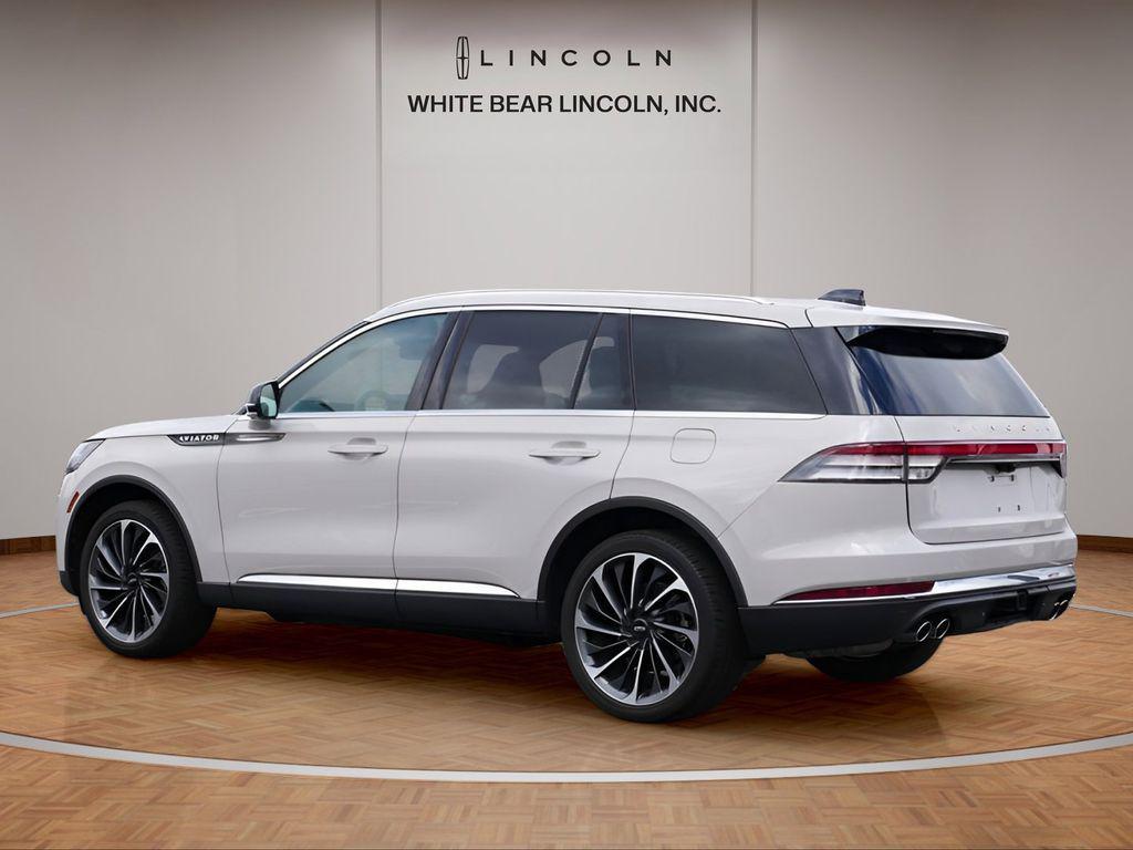 used 2025 Lincoln Aviator car, priced at $65,449