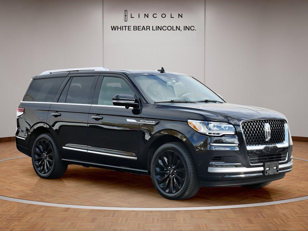 used 2024 Lincoln Navigator car, priced at $62,925