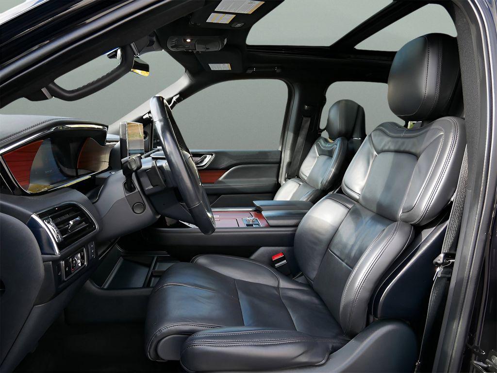 used 2024 Lincoln Navigator car, priced at $62,925