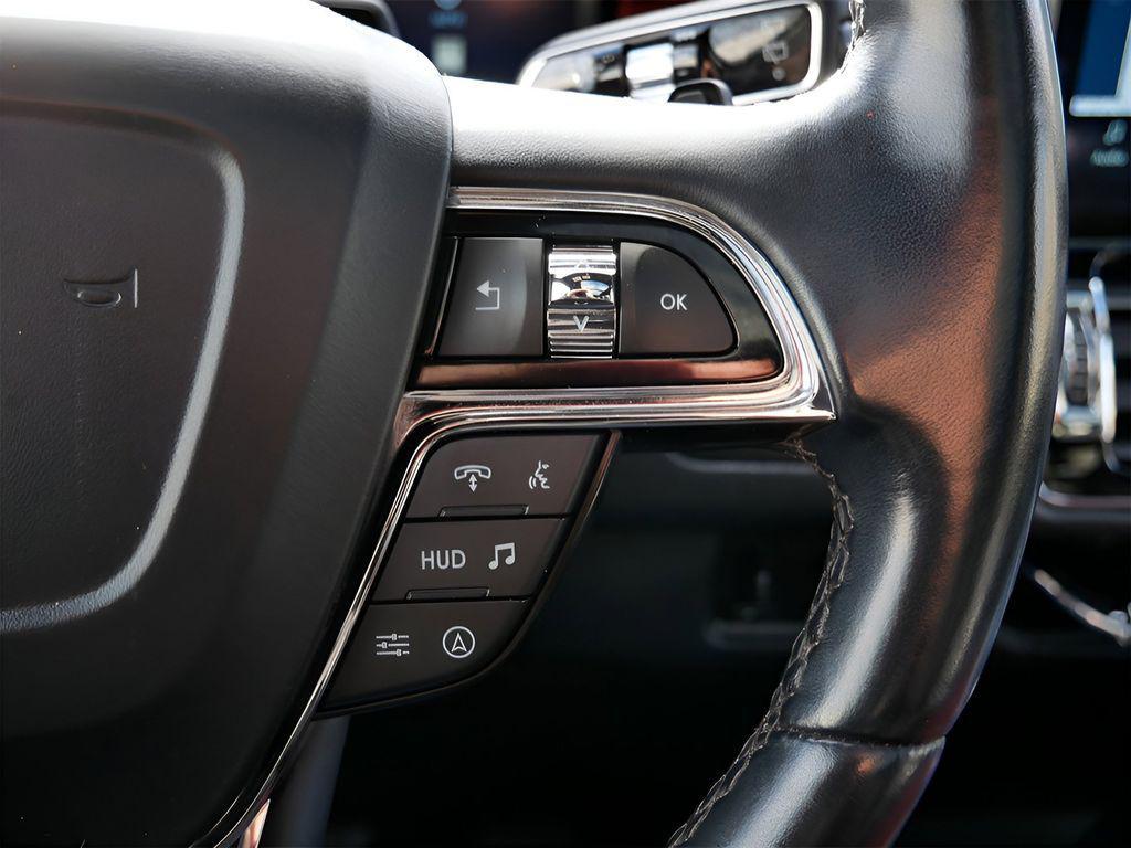 used 2024 Lincoln Navigator car, priced at $62,925