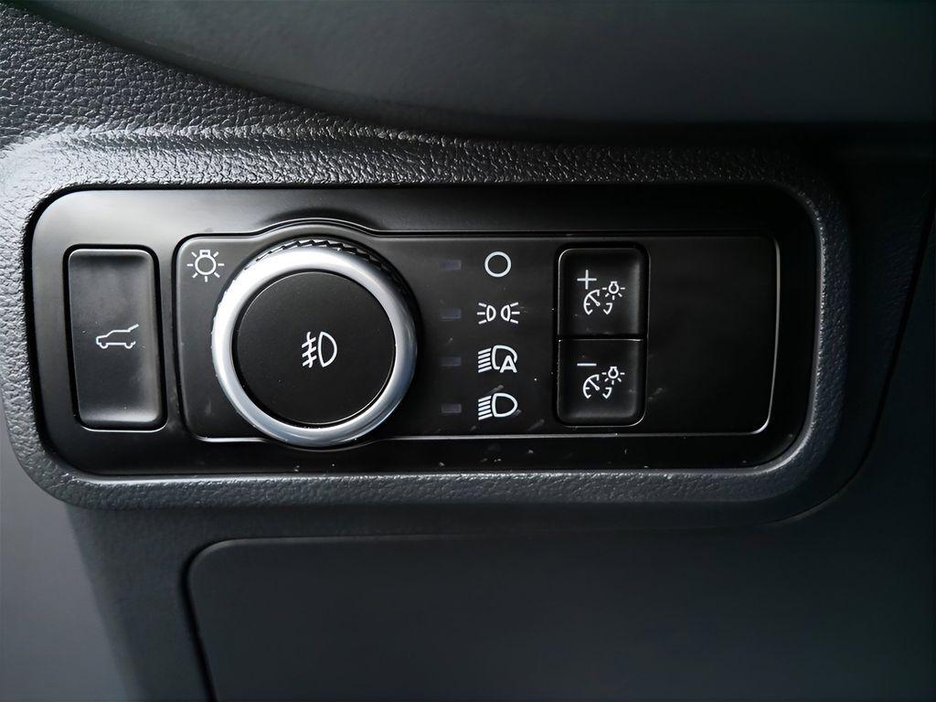 used 2025 Ford Explorer car, priced at $37,996