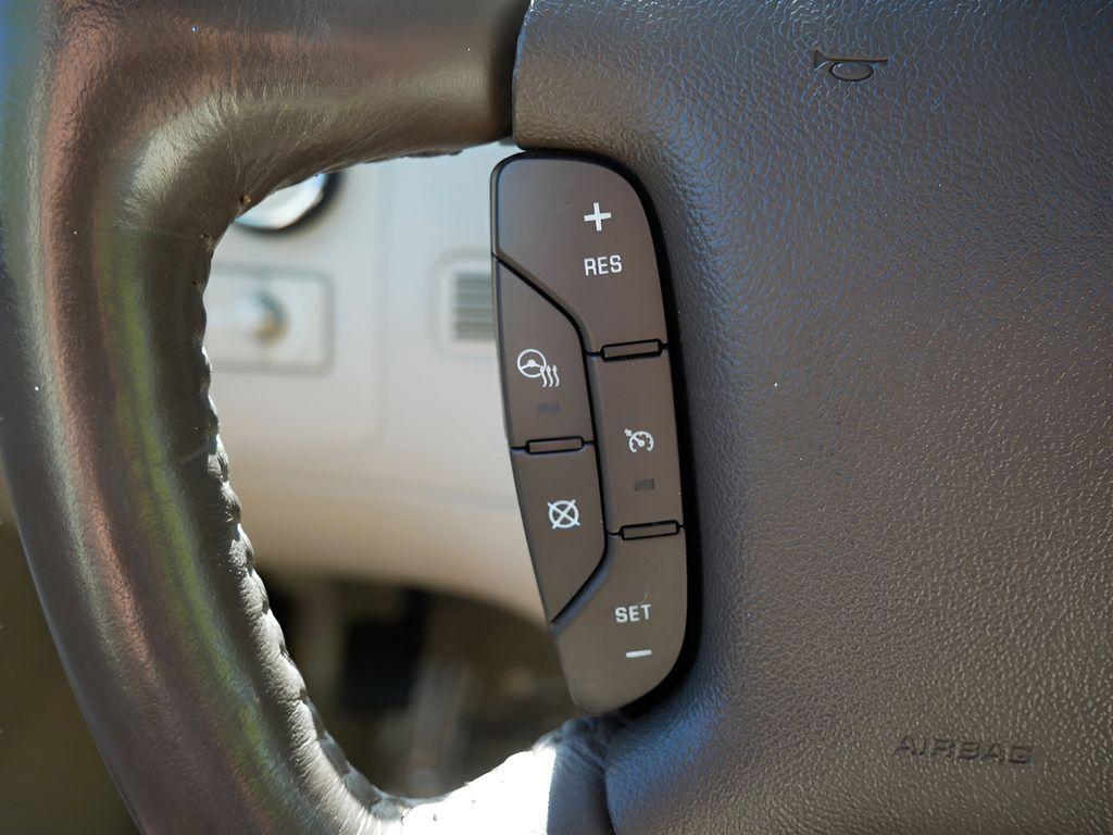 used 2007 Cadillac DTS car, priced at $8,345