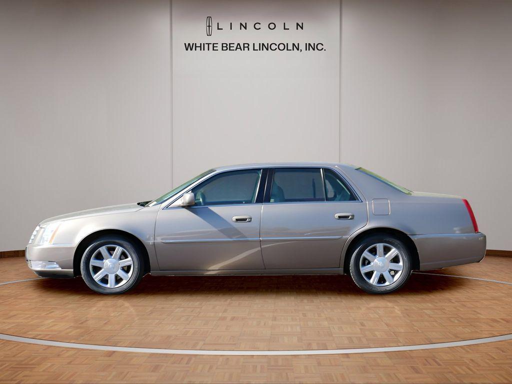 used 2007 Cadillac DTS car, priced at $8,345
