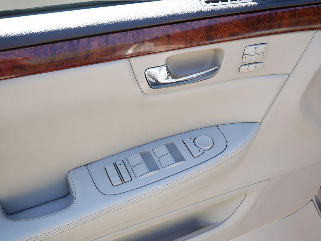 used 2007 Cadillac DTS car, priced at $8,345