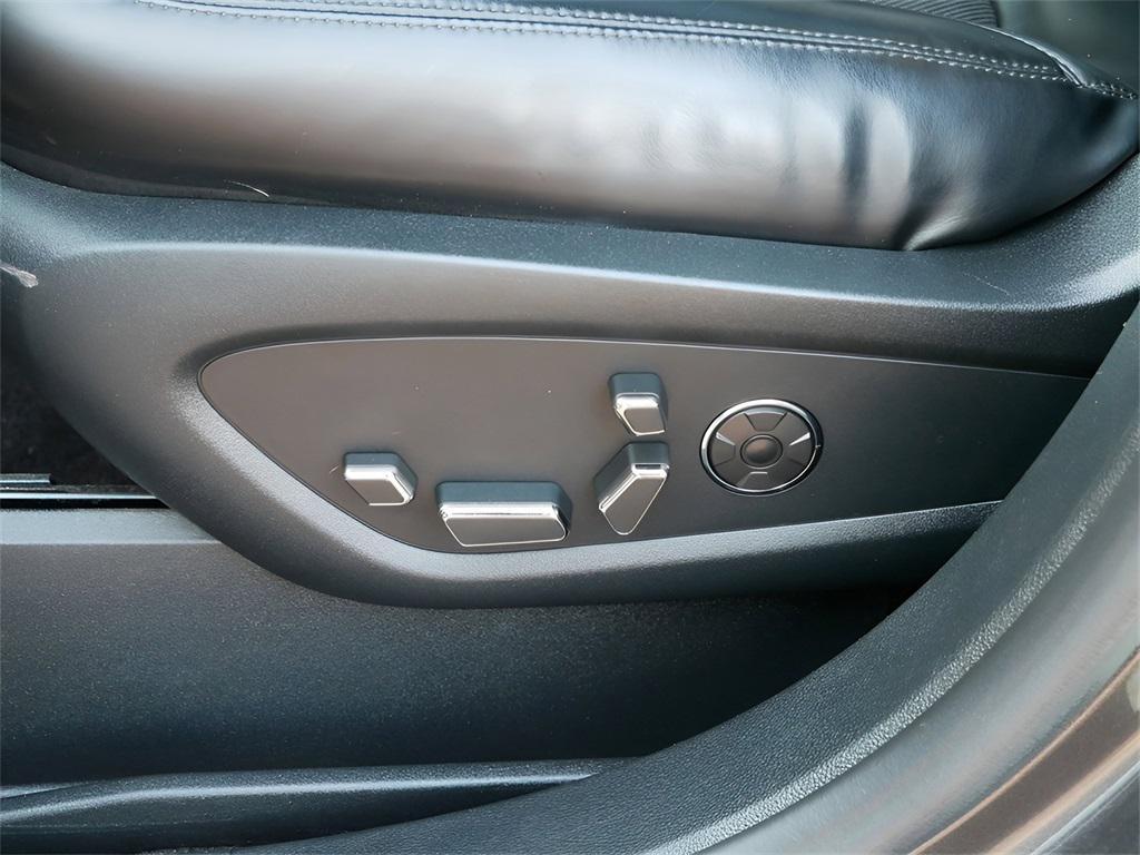 used 2019 Lincoln Nautilus car, priced at $19,900