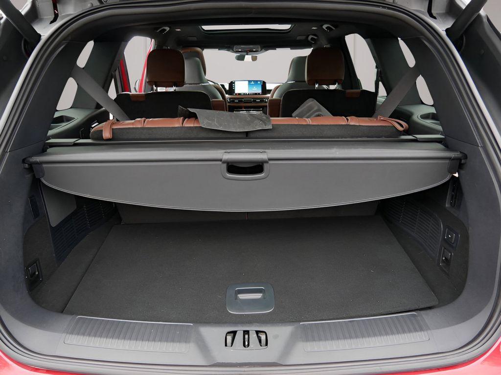 used 2025 Lincoln Aviator car, priced at $65,990