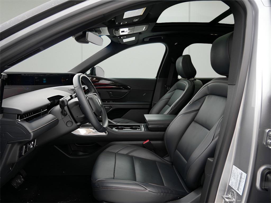 used 2024 Lincoln Nautilus car, priced at $45,995