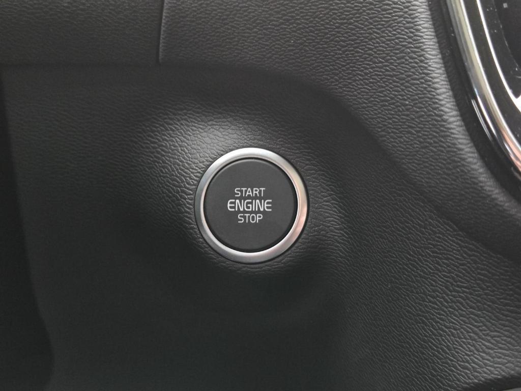 new 2026 Volvo XC40 car, priced at $40,795