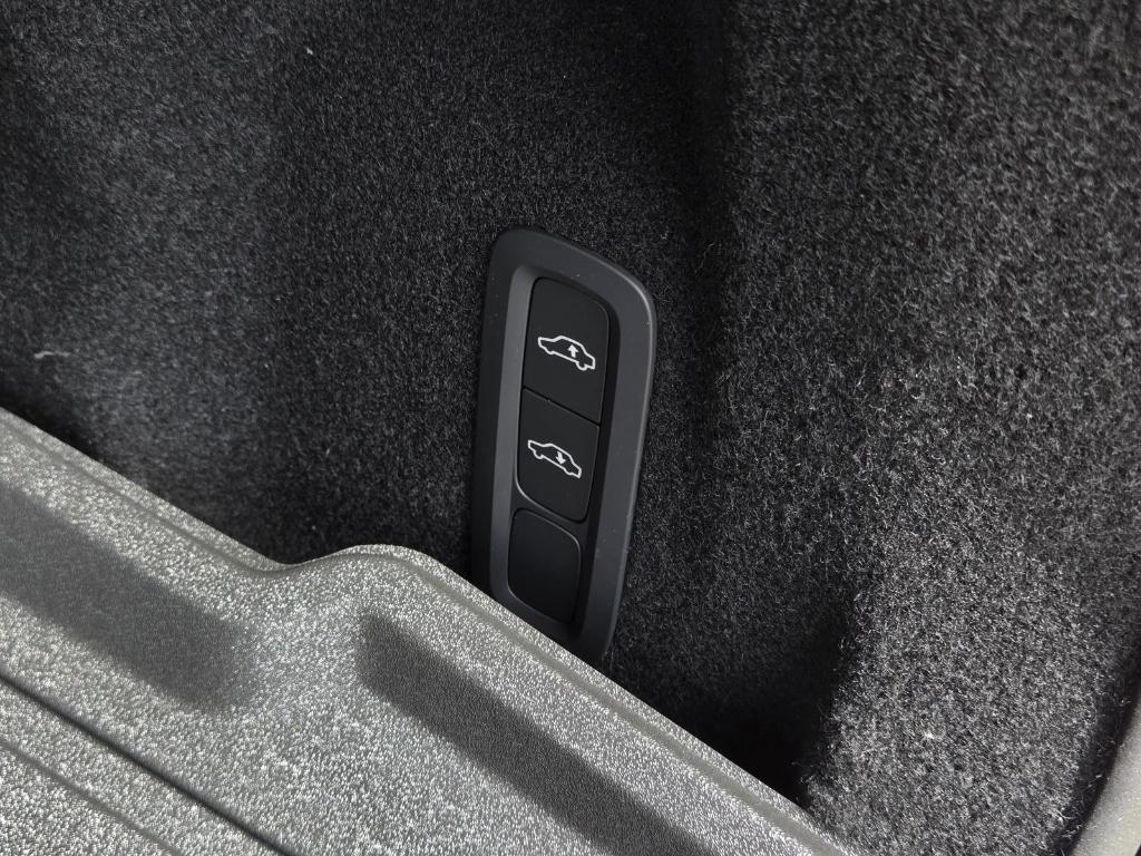 new 2026 Volvo XC60 car