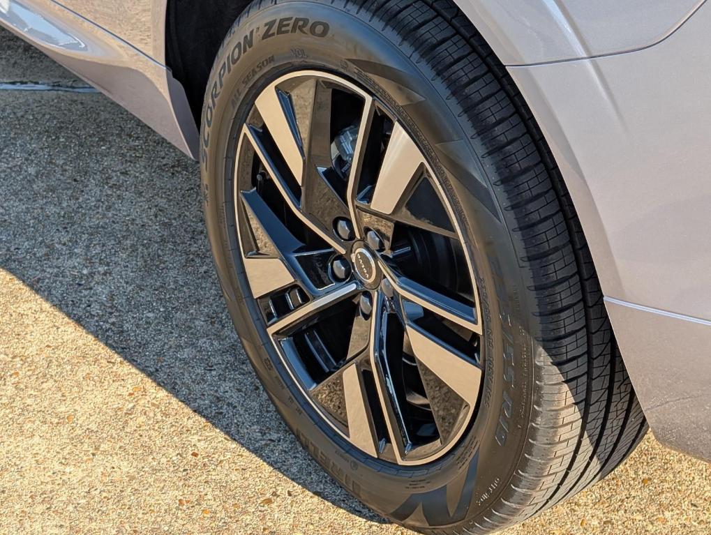 new 2026 Volvo XC60 car, priced at $50,045